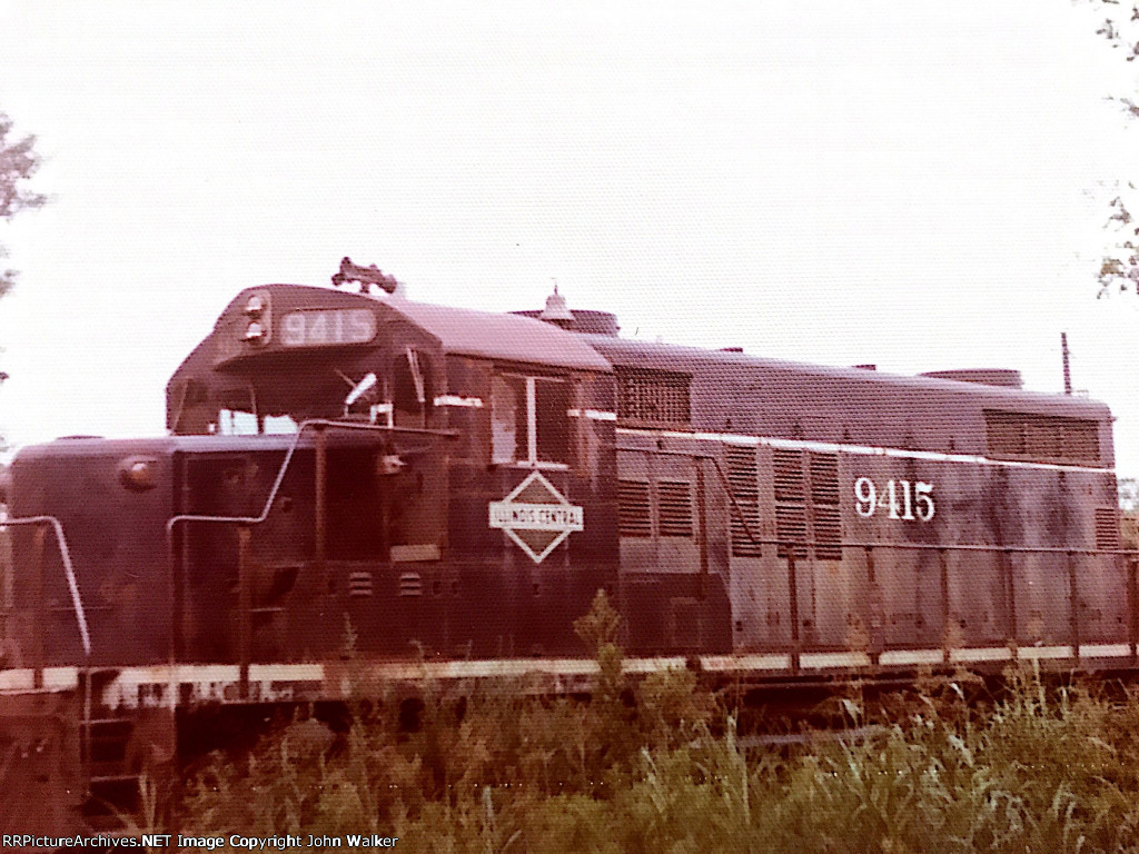 IC 9415 in ex-GM&amp;O yard